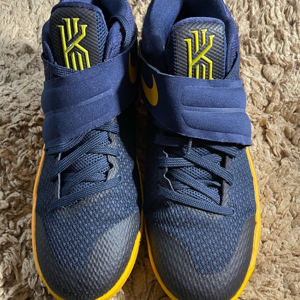 Nike Kyrie 2